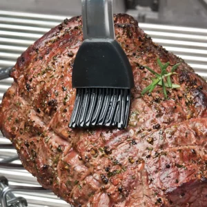 Pędzelek Silikonowy do Grillowania Broil King Imperial | Stal Szlachetna, Żywica | W użyciu | Dynamic24 Bielsko-Biała