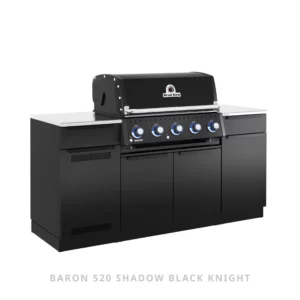 Wyspowa Kuchnia Ogrodowa z Grillem do Zabudowy Broil King Baron 520 Shadow w najnowszym malowaniu proszkowym Black Knight | 5 palników głównych | Lewa | Dynamic24 Bielsko-Biała
