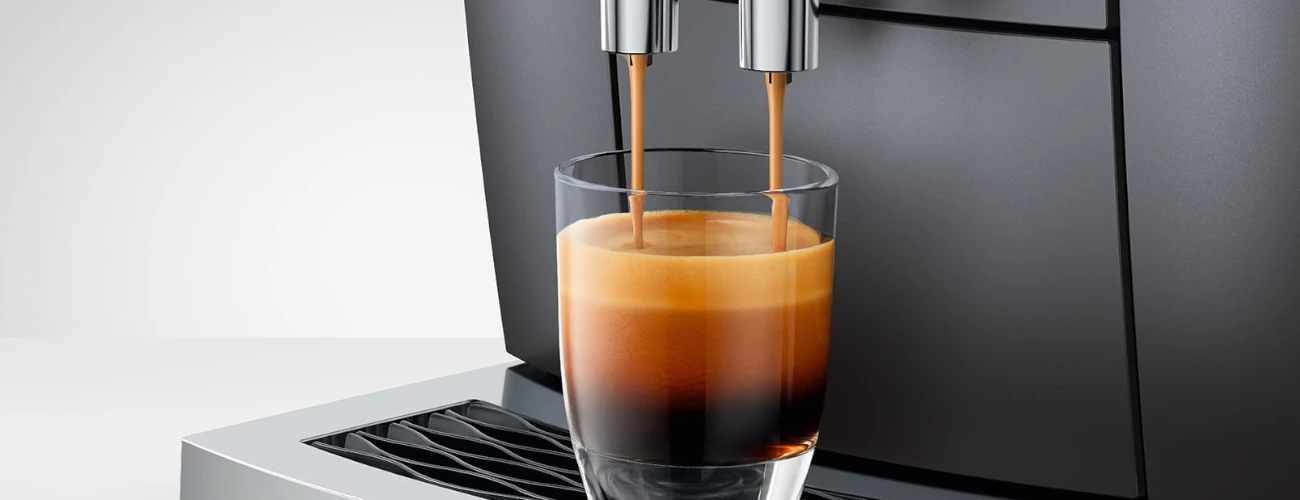 Doskonałe Espresso i specjały na zimno z ekspresu JURA E10
